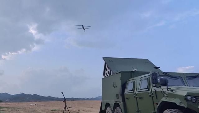 我國首個陸空協同無人機蜂羣現身 網友 美國佬的設想中國實現了 Pcnow